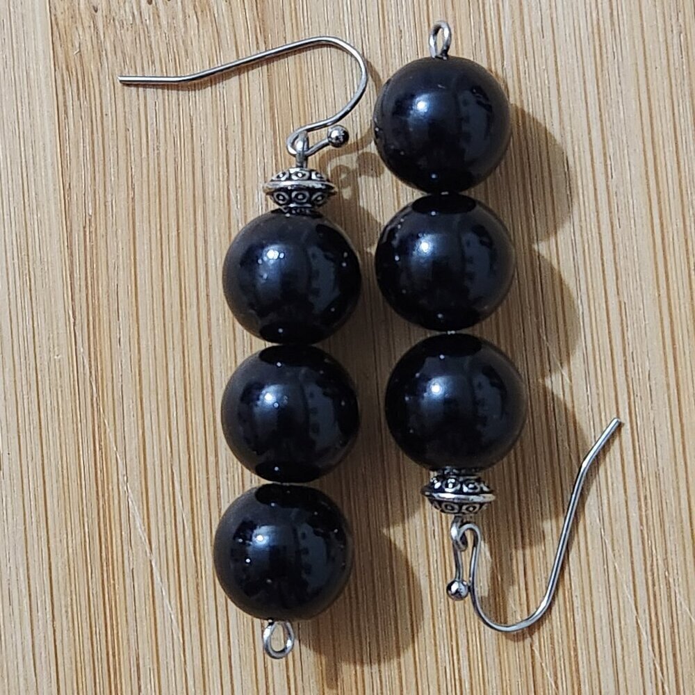 Hand Crafted Elegant Black Beaded Earrings